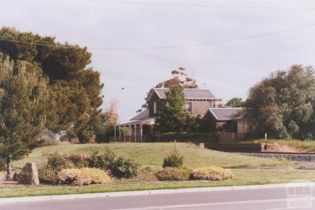 Railway Station, Bannockburn, 2010