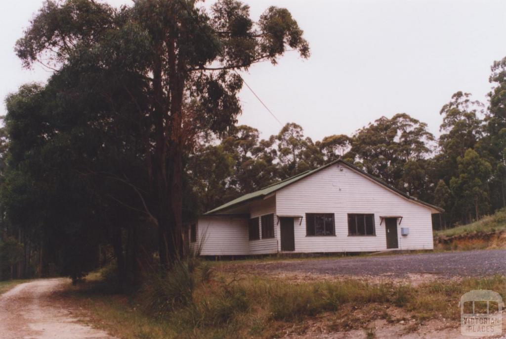 Hall, Cabbage Tree Creek, 2011