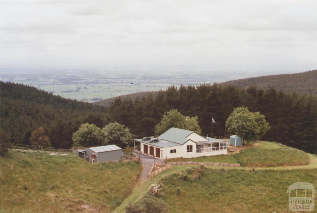 Strzelecki Ranges from MacDonalds Track, 2012