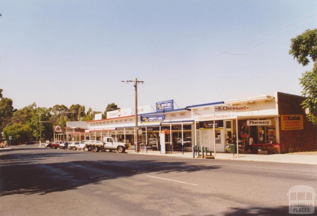 Main Street, Tallangatta, 2006