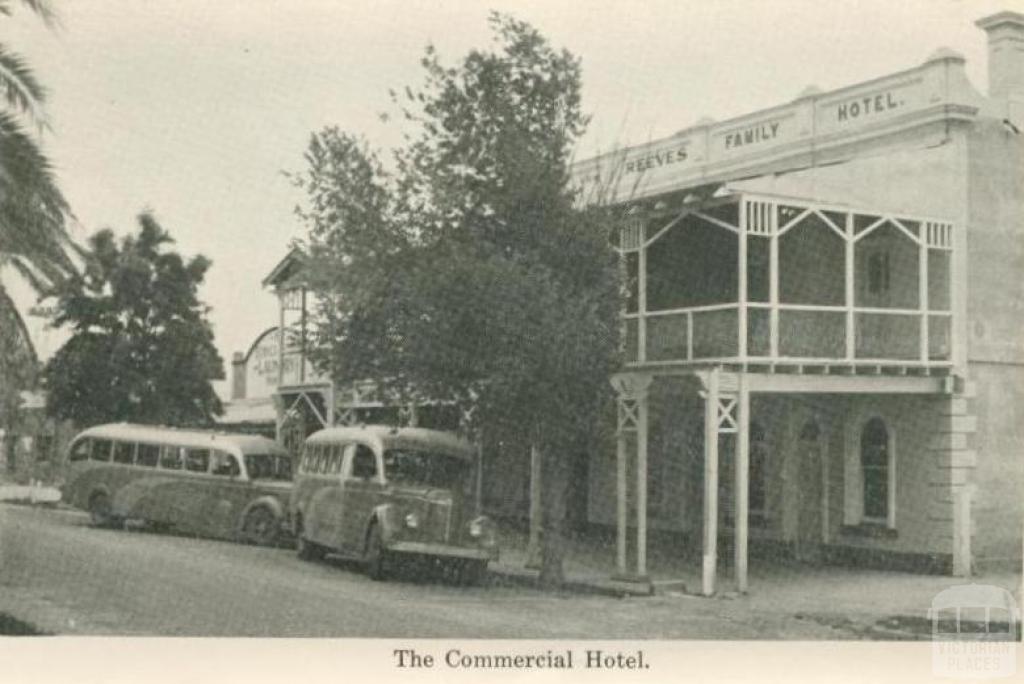 The Commercial Hotel, Echuca, 1955