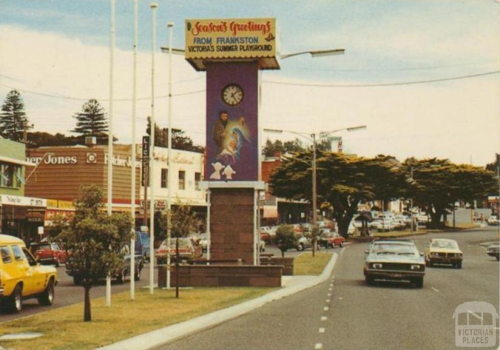 Nepean Highway as it passes through the main shopping centre of Frankston