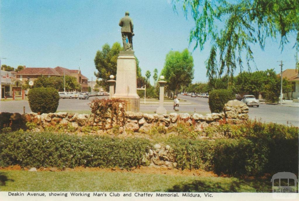 Deakin Avenue, showing Working Man's Club and Chaffey Memorial, Mildura, 1964