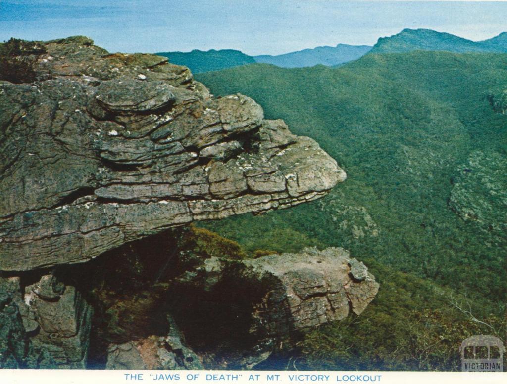 The Jaws of Death at Mt Victory Lookout, Grampians