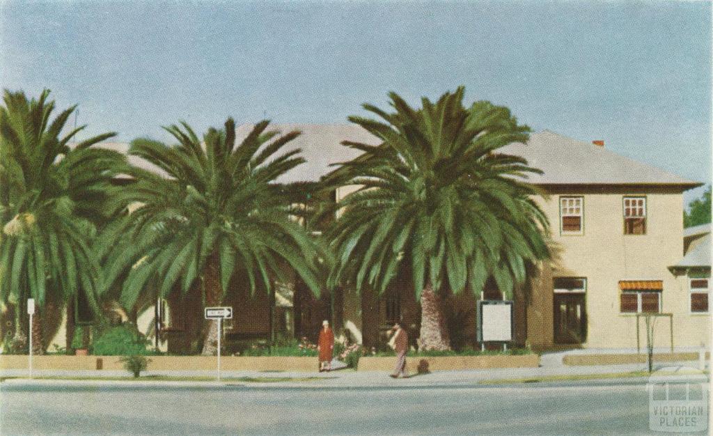 Robinvale Hotel, Robinvale, 1966