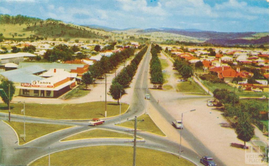 Looking south down High Street, Wodonga, 1965